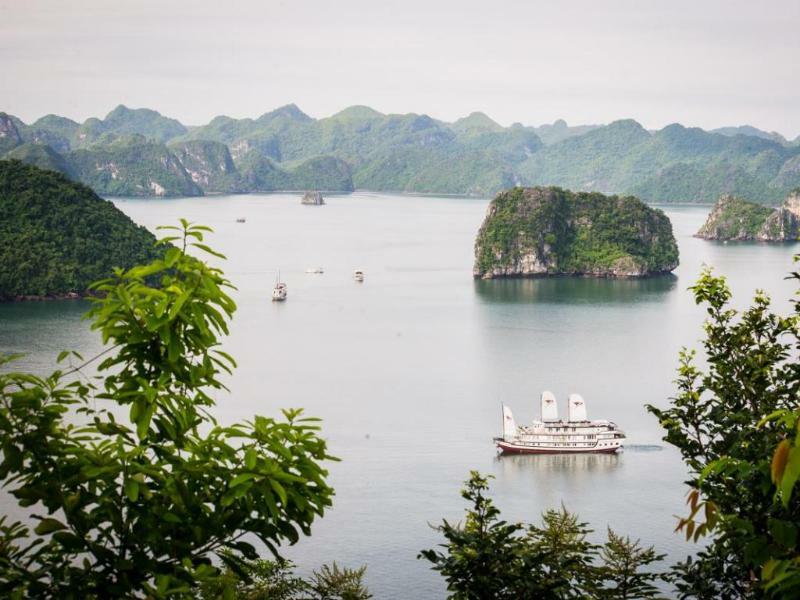 Signature Royal Halong Cruise Ha Long Exterior photo