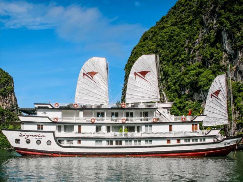 Signature Royal Halong Cruise Ha Long Exterior photo